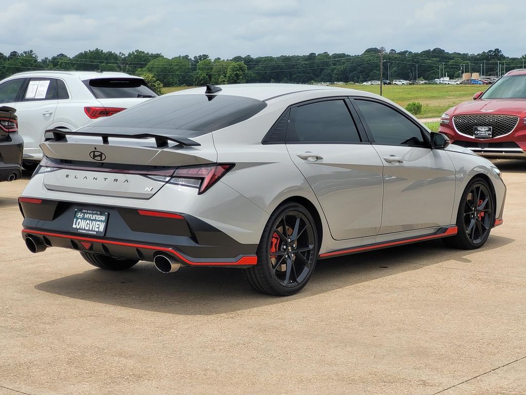 2025 Hyundai Elantra N Base photo 4