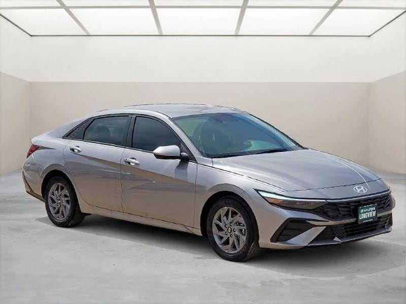 2026 Hyundai Elantra Hybrid