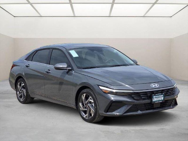 New 2026 Hyundai Elantra Limited