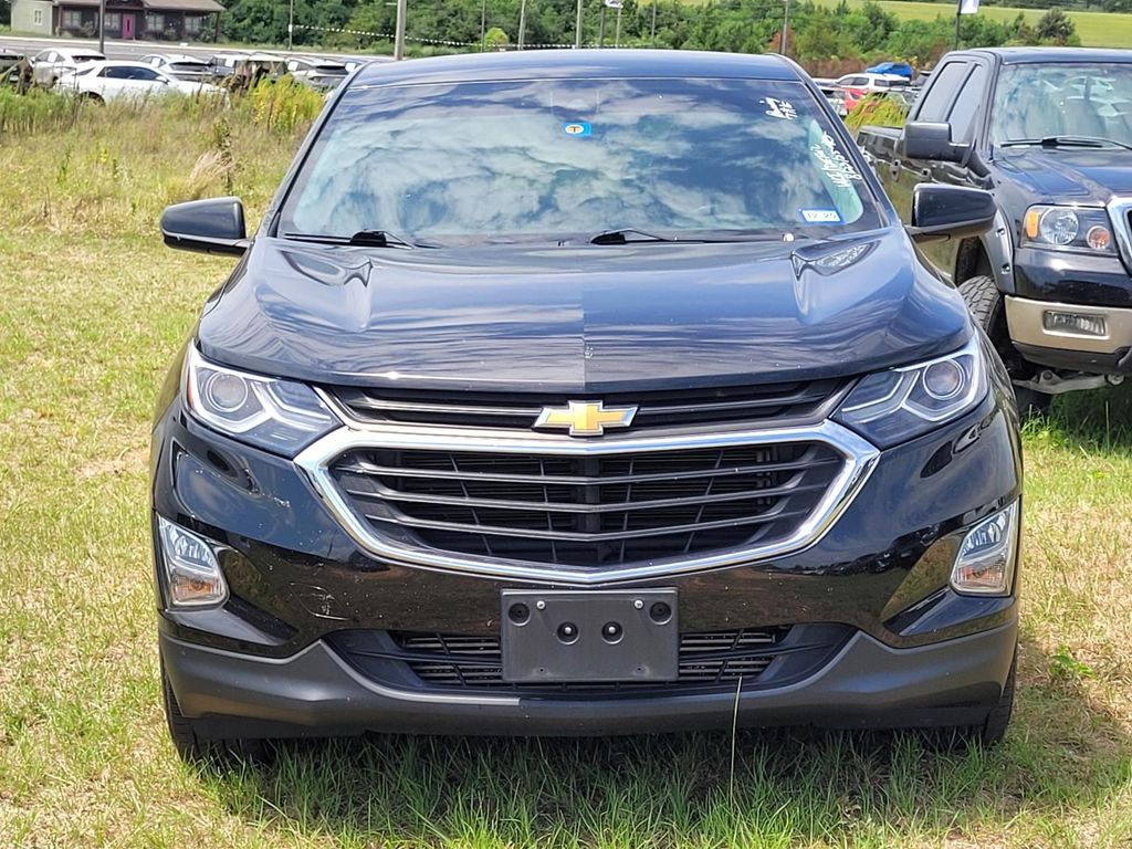 2020 Chevrolet Equinox LT photo 2