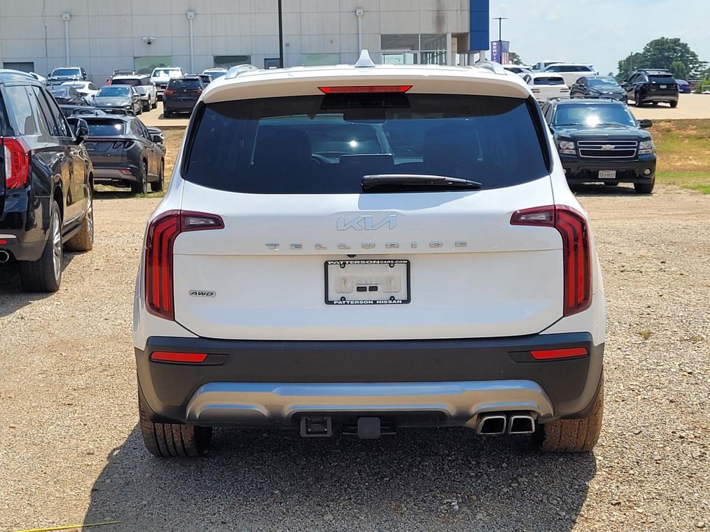2022 Kia Telluride SX photo 2