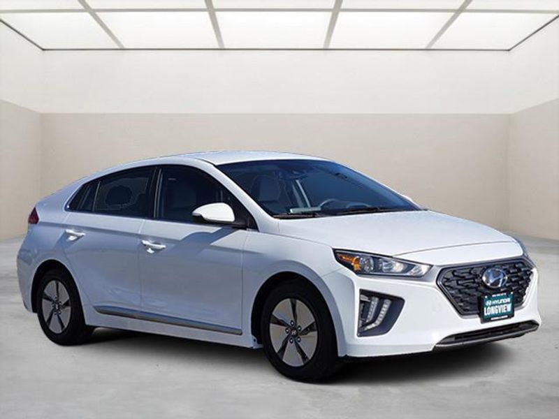 2021 Hyundai IONIQ SE