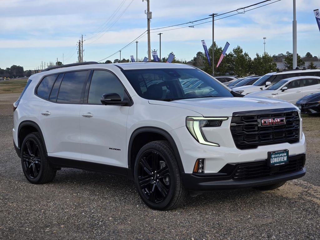 2024 GMC Acadia Elevation's photo