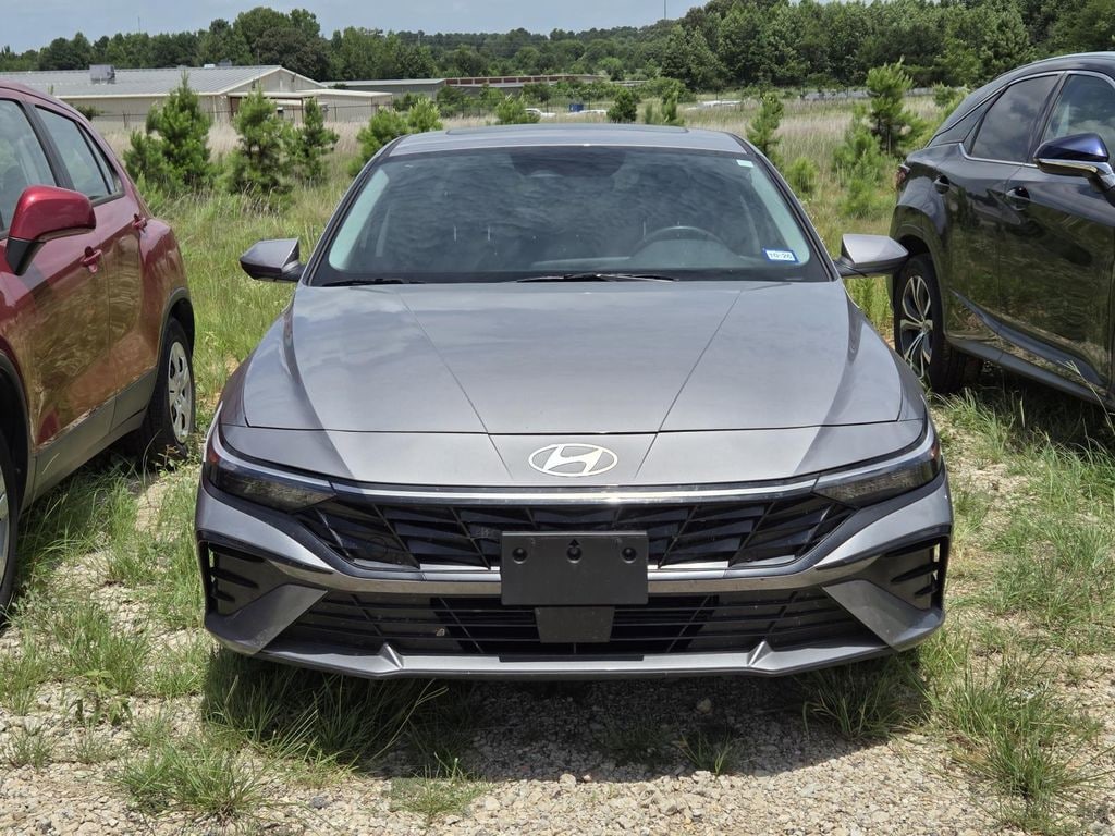 Used 2024 Hyundai Elantra SEL Sedan