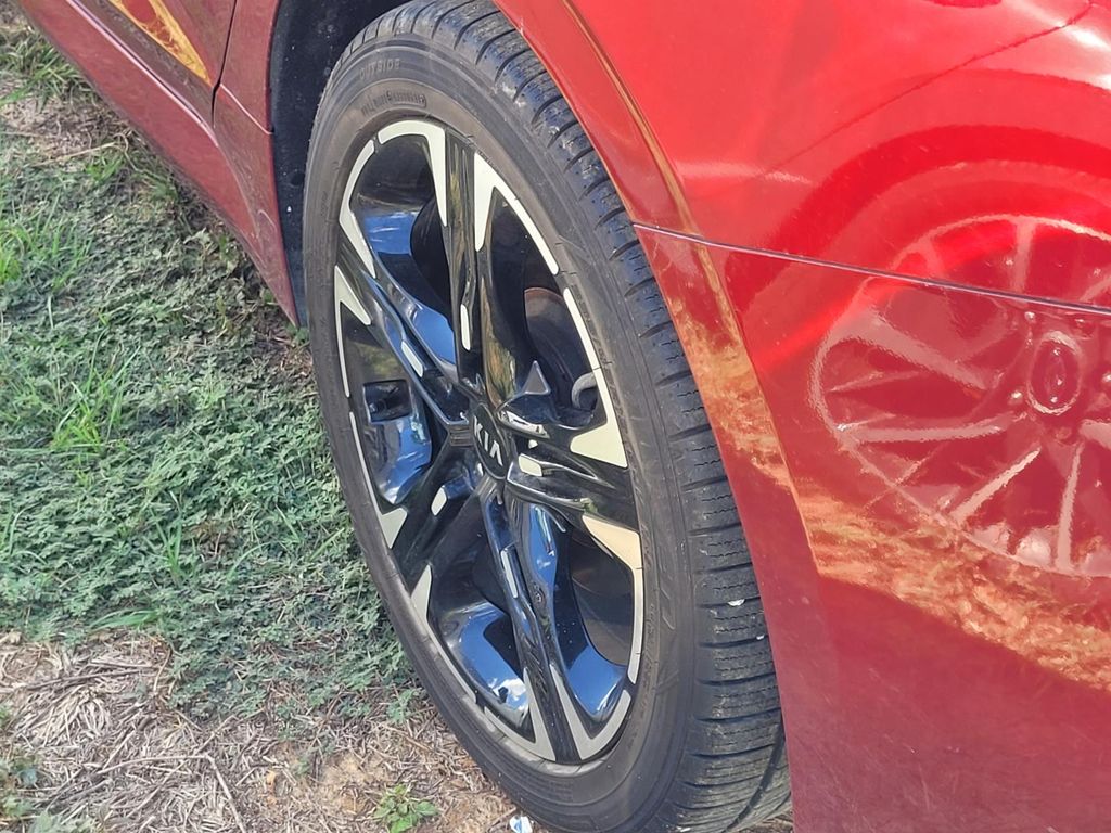 2021 Kia K5 GT-Line photo 2