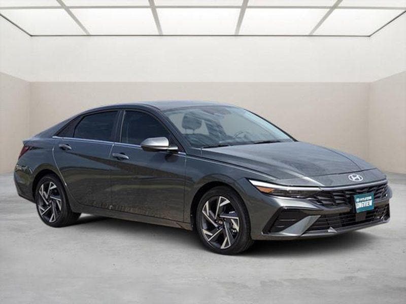 New 2026 Hyundai Elantra Limited
