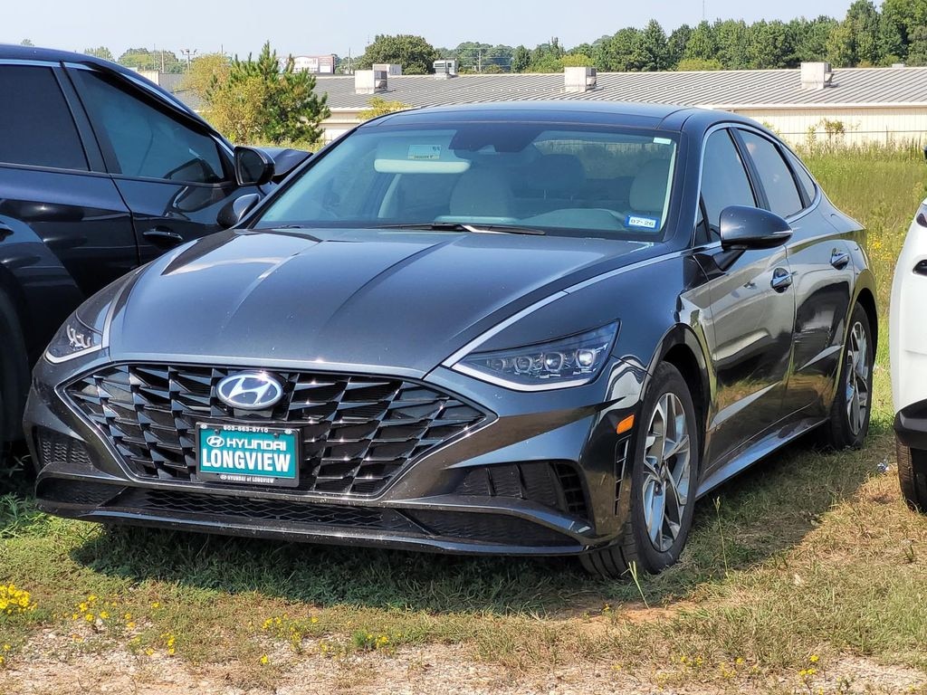 Used 2023 Hyundai Sonata SEL Sedan