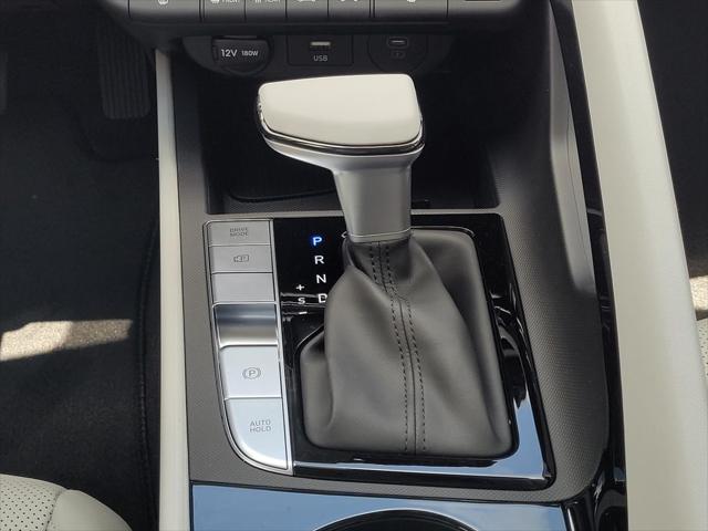 2025 Hyundai Elantra Limited - Photo 20