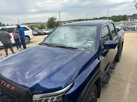 2023 Nissan Frontier PRO-X Truck Crew Cab