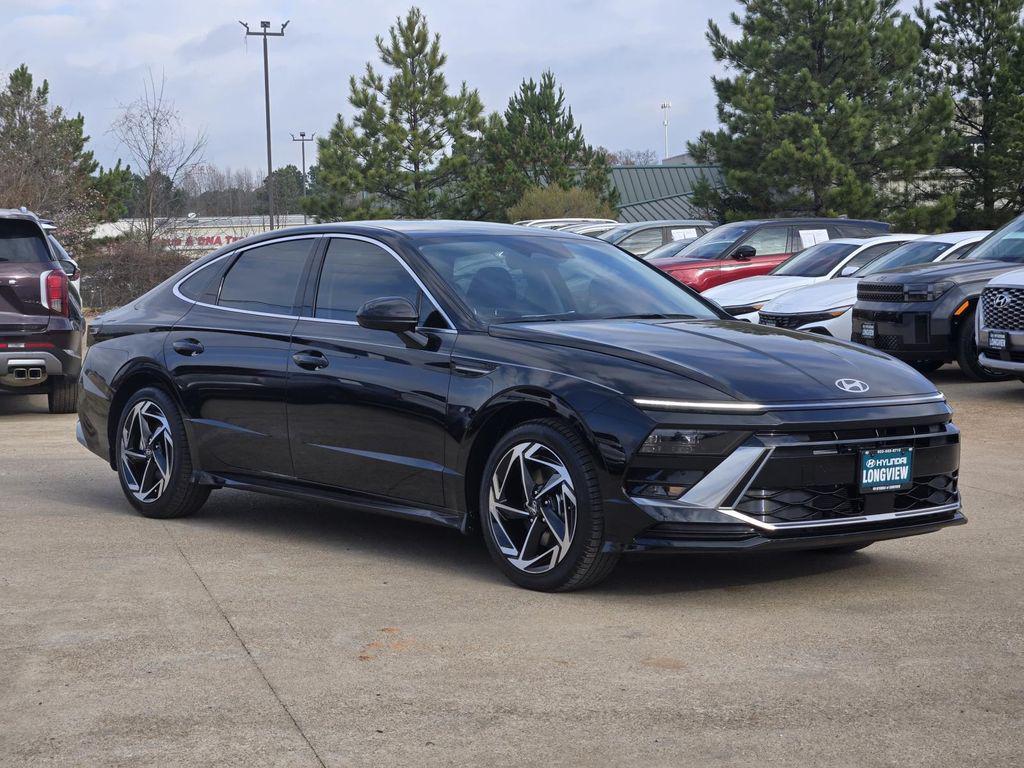 2026 Hyundai Sonata SEL's photo
