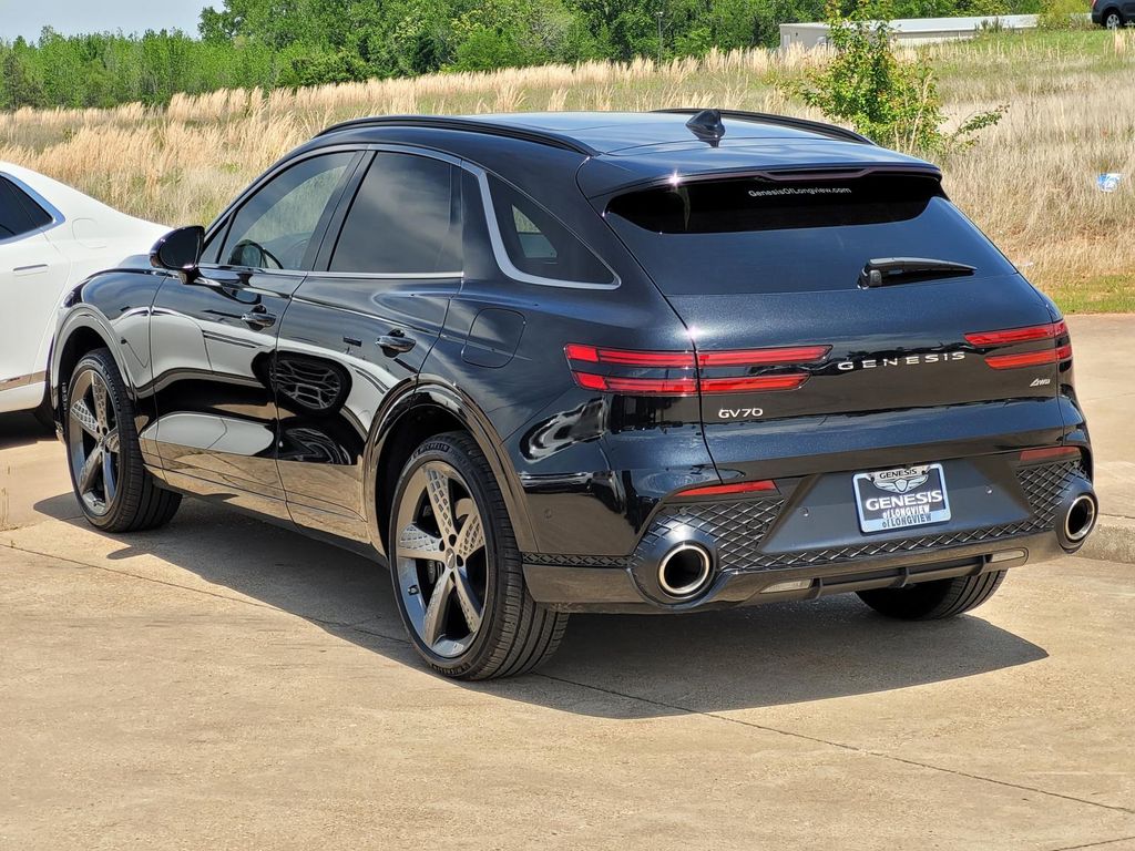 2025 Genesis GV70 2.5T photo 3