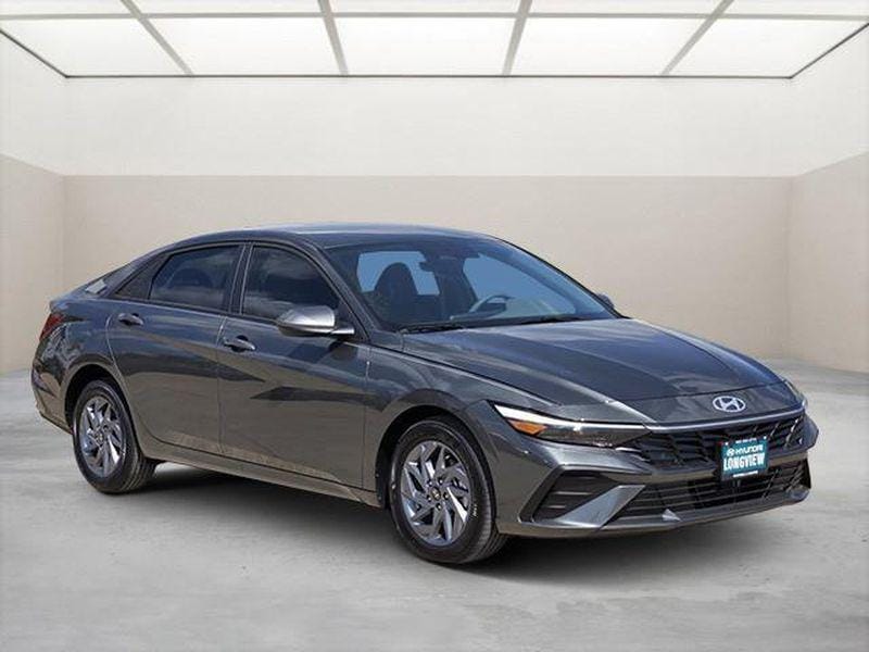 2026 Hyundai Elantra Hybrid
