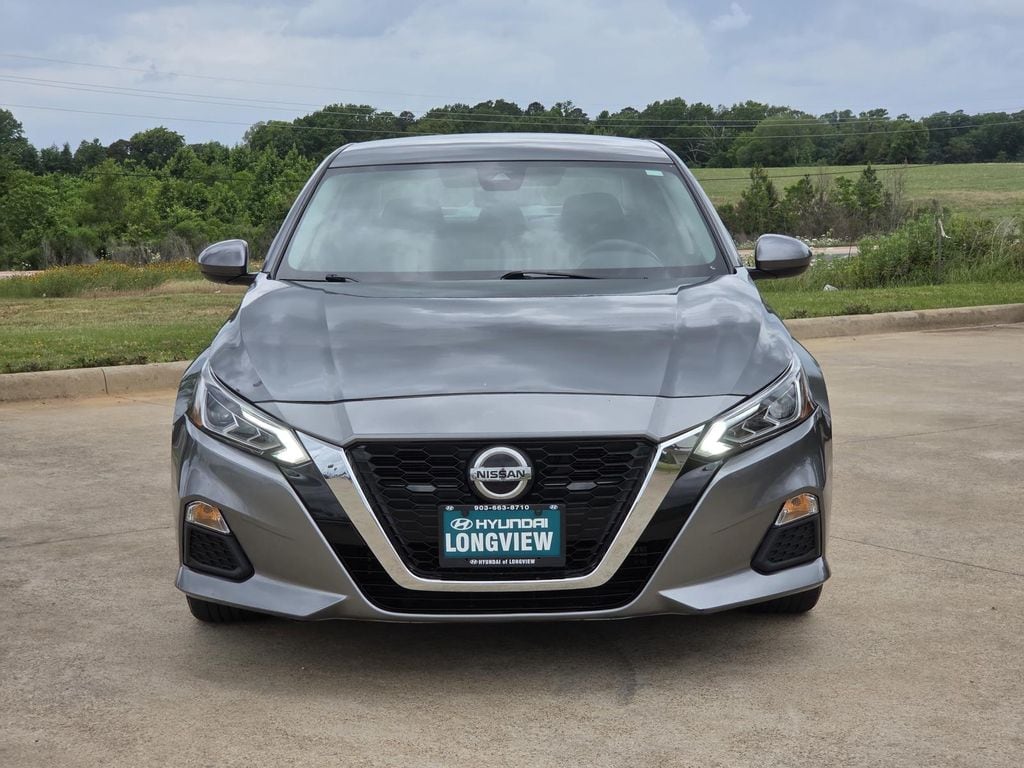Used 2022 Nissan Altima 2.5 SV Sedan