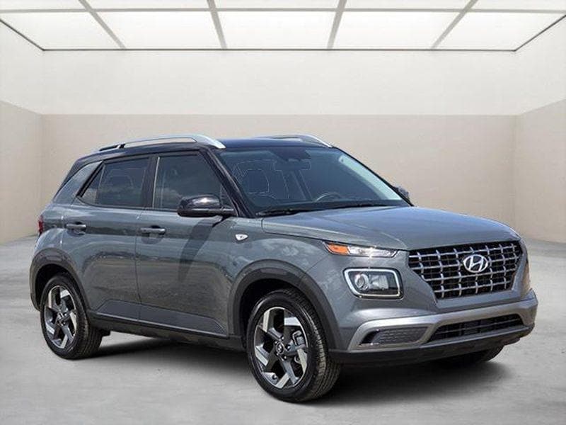 New 2026 Hyundai Venue SEL w/Two-Tone Roof