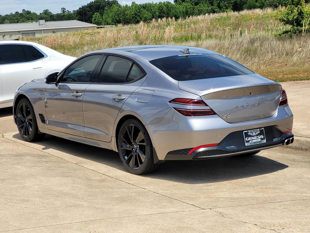 2023 Genesis G70 2.0T photo 3