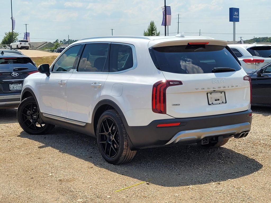 2022 Kia Telluride SX photo 3