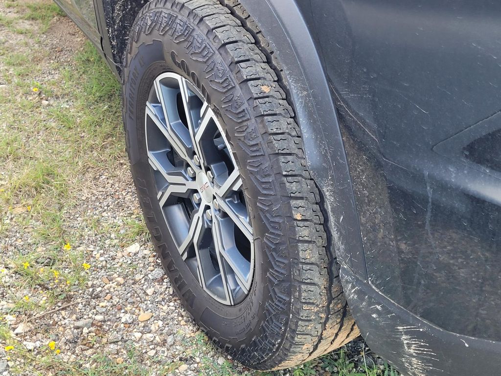 2025 Gmc Acadia AT4 photo 4