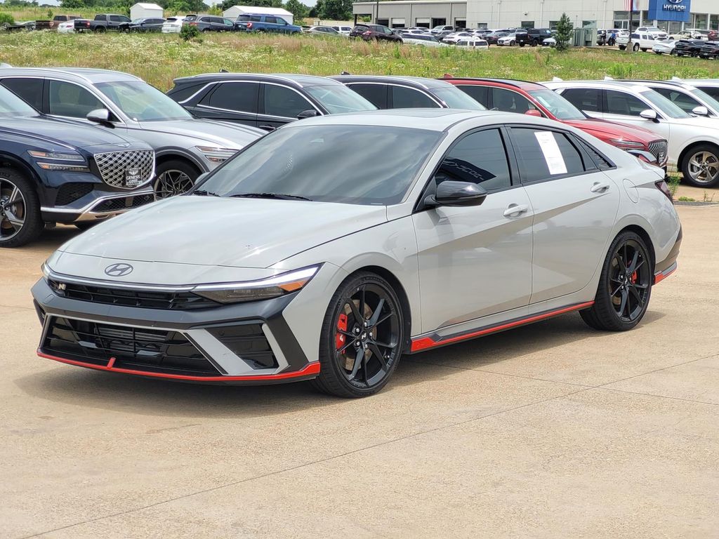2025 Hyundai Elantra N Base photo 3