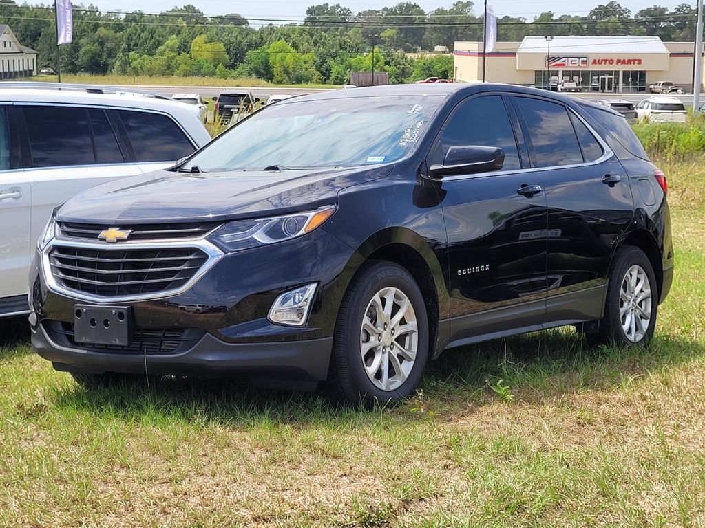 2020 Chevrolet Equinox LT photo 3