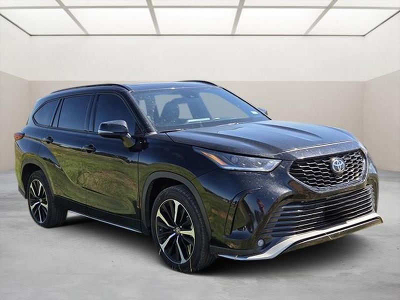 2022 Toyota Highlander XSE 4x2 V6's photo