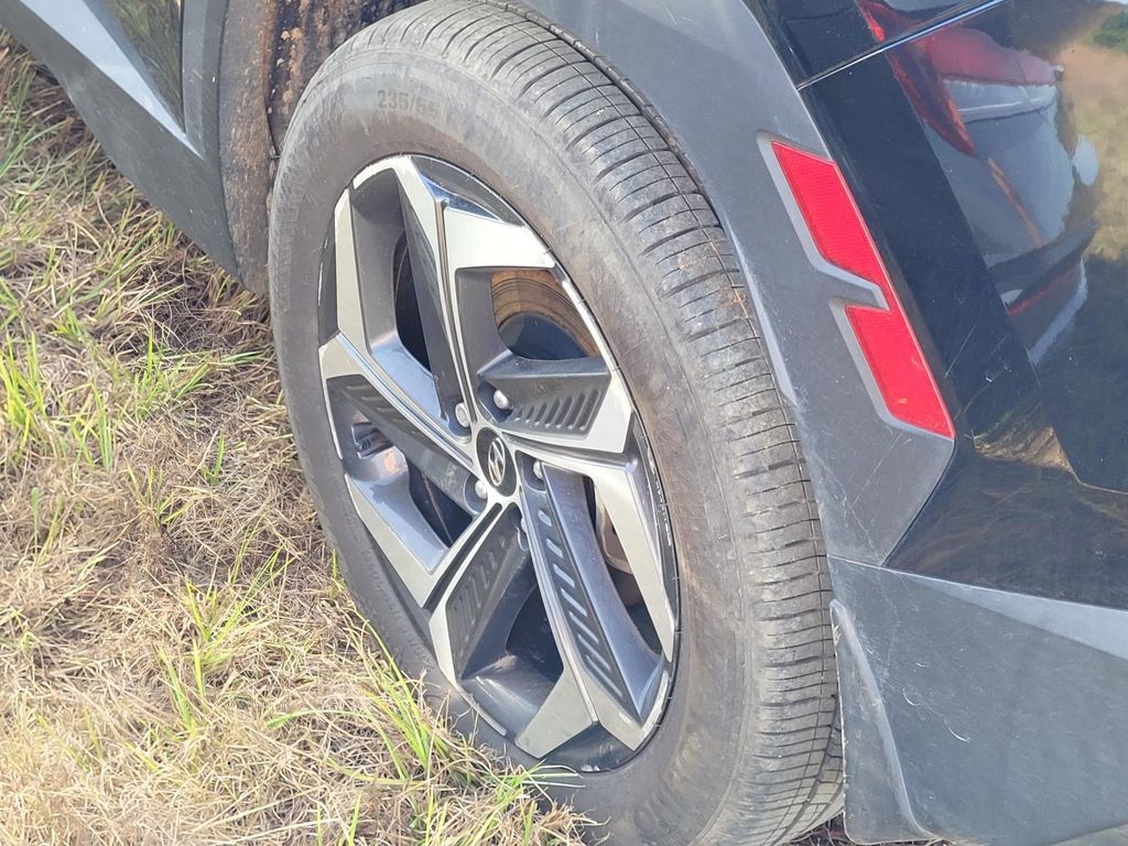 2024 Hyundai Tucson SEL Convenience photo 2