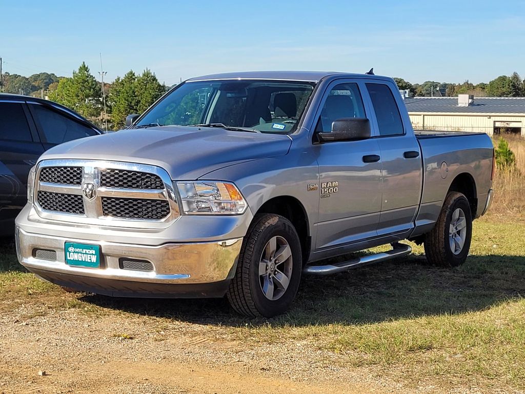 2020 Ram 1500 Classic Tradesman photo 3