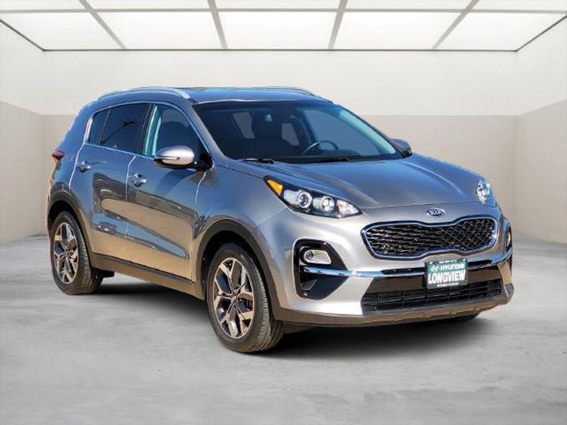 2021 Kia Sportage EX's photo