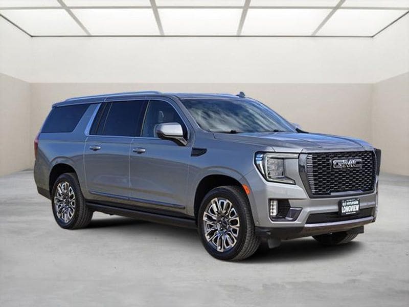 2023 GMC Yukon XL Denali Ultimate's photo