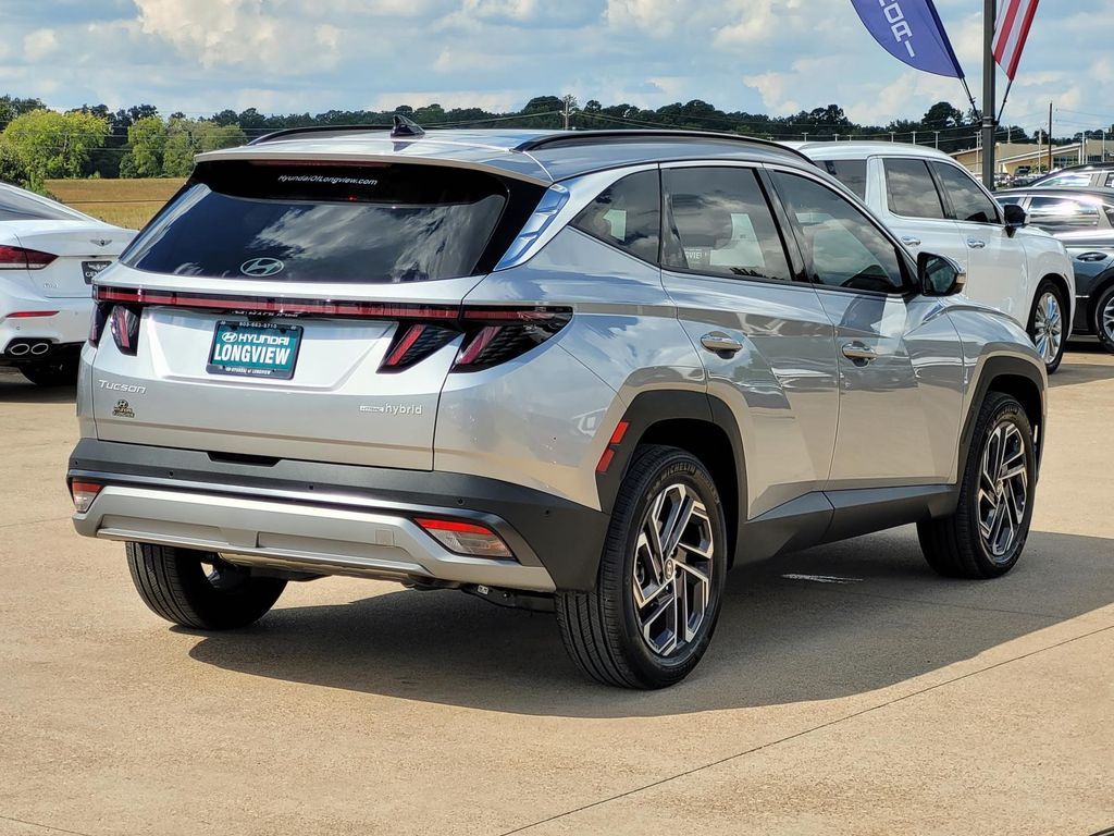 2025 Hyundai Tucson Hybrid Limited photo 4