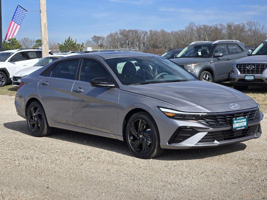 2026 Hyundai Elantra SEL's photo