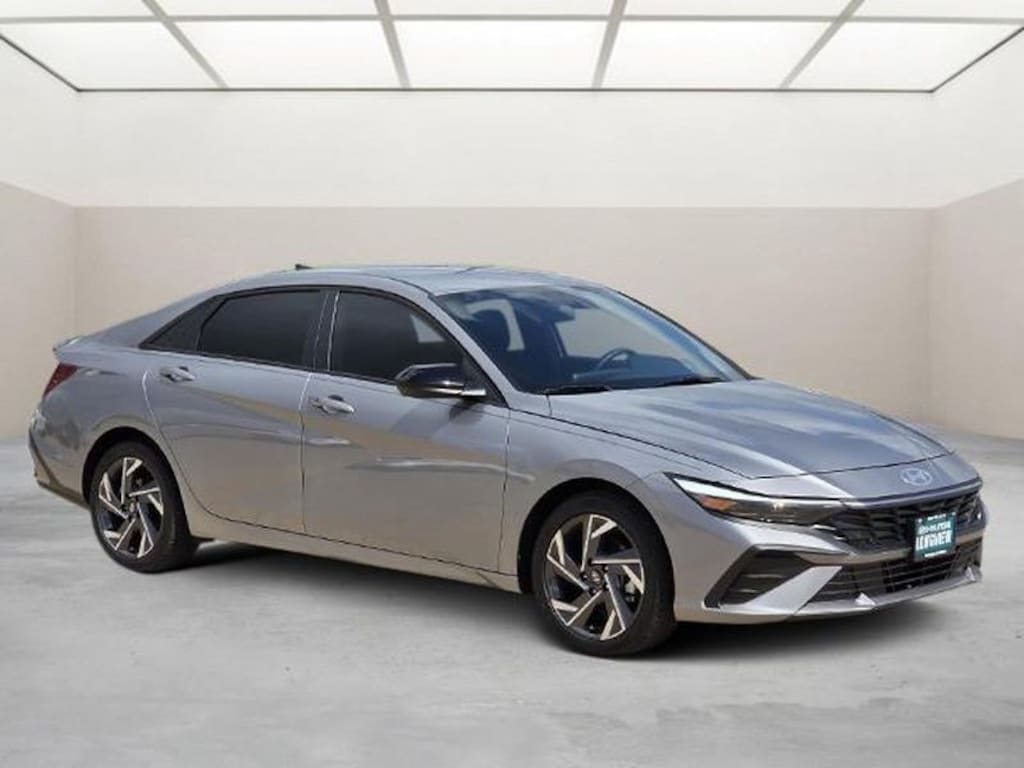 Used 2025 Hyundai Elantra SEL Sport Sedan