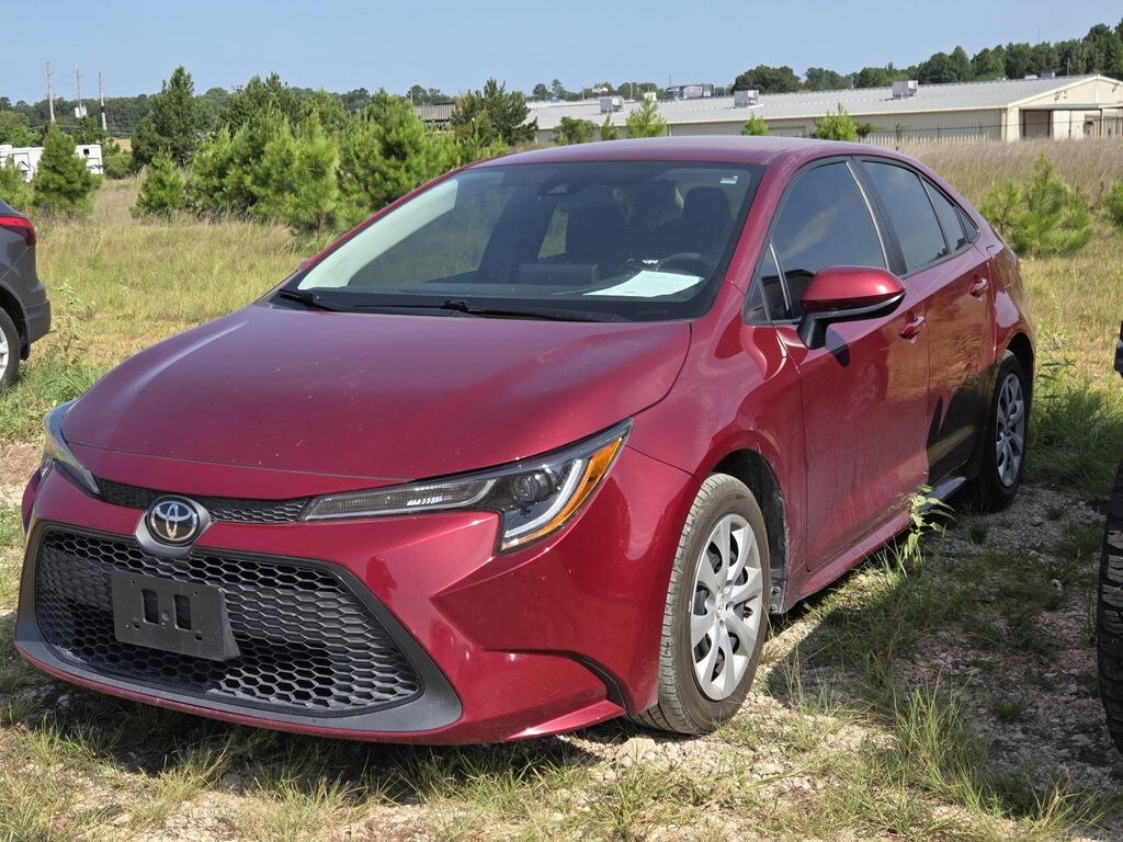 Used 2022 Toyota Corolla LE Sedan