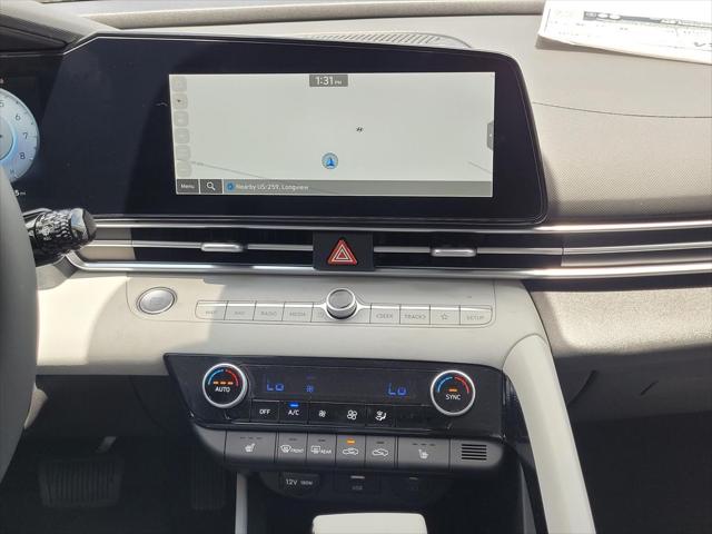 2025 Hyundai Elantra Limited - Photo 16