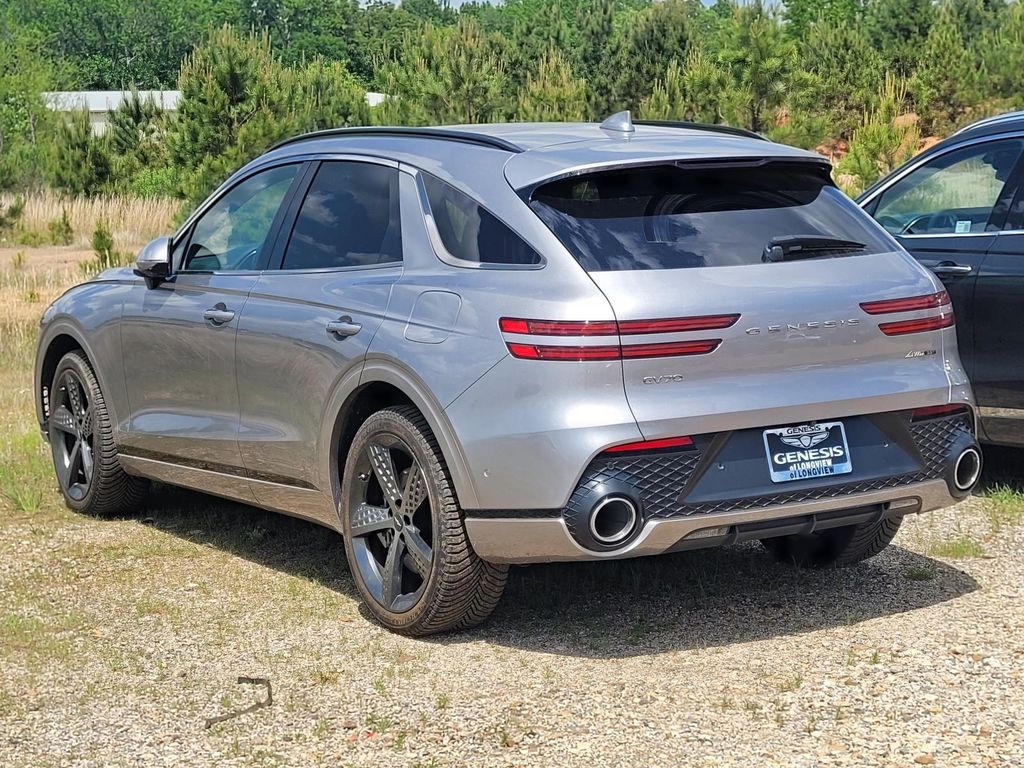 2022 Genesis GV70 3.5T Sport photo 3