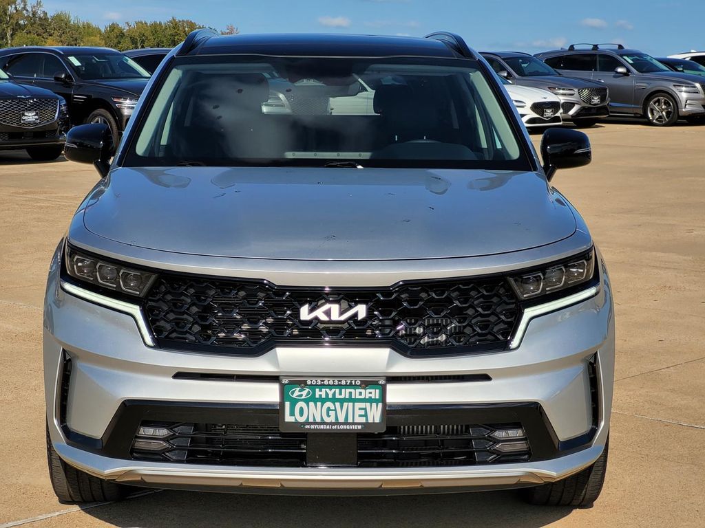 Used 2022 Kia Sorento SX with VIN 5XYRK4LF9NG086533 for sale in Longview, TX