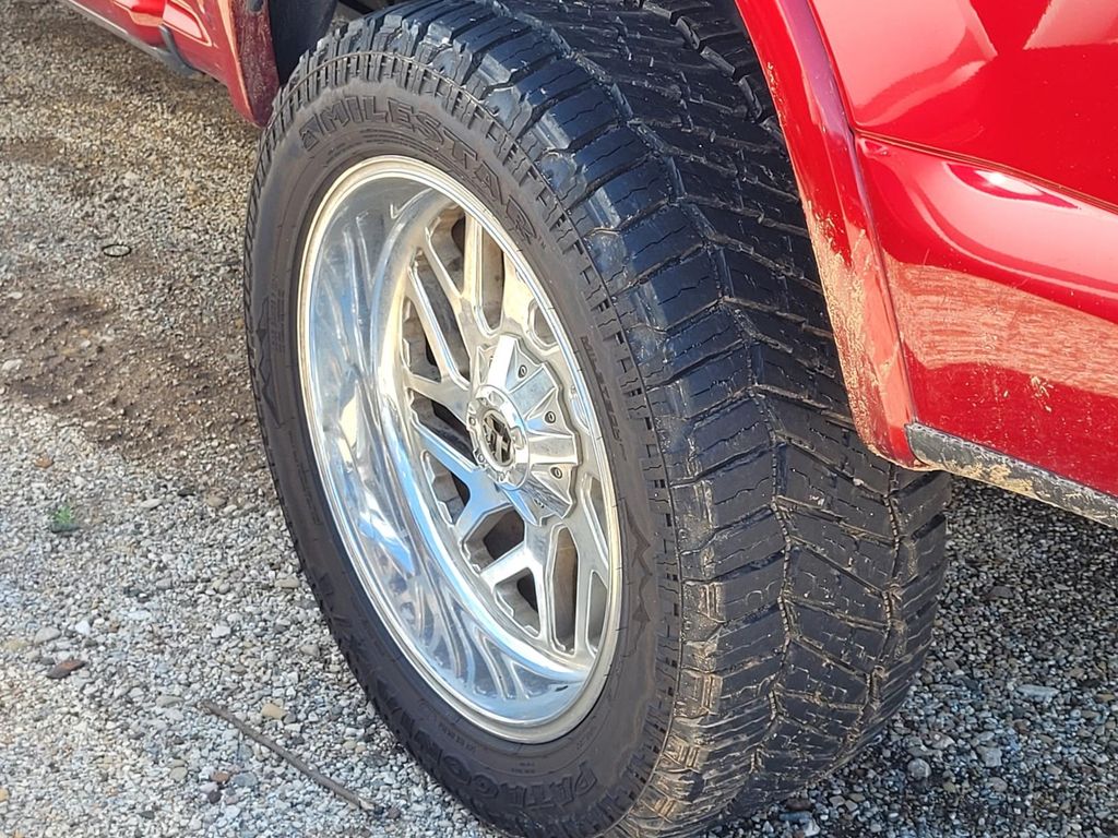 2019 Ford F-150 Platinum photo 4