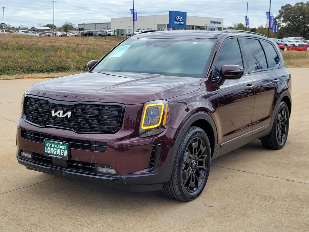 2022 Kia Telluride SX photo 3