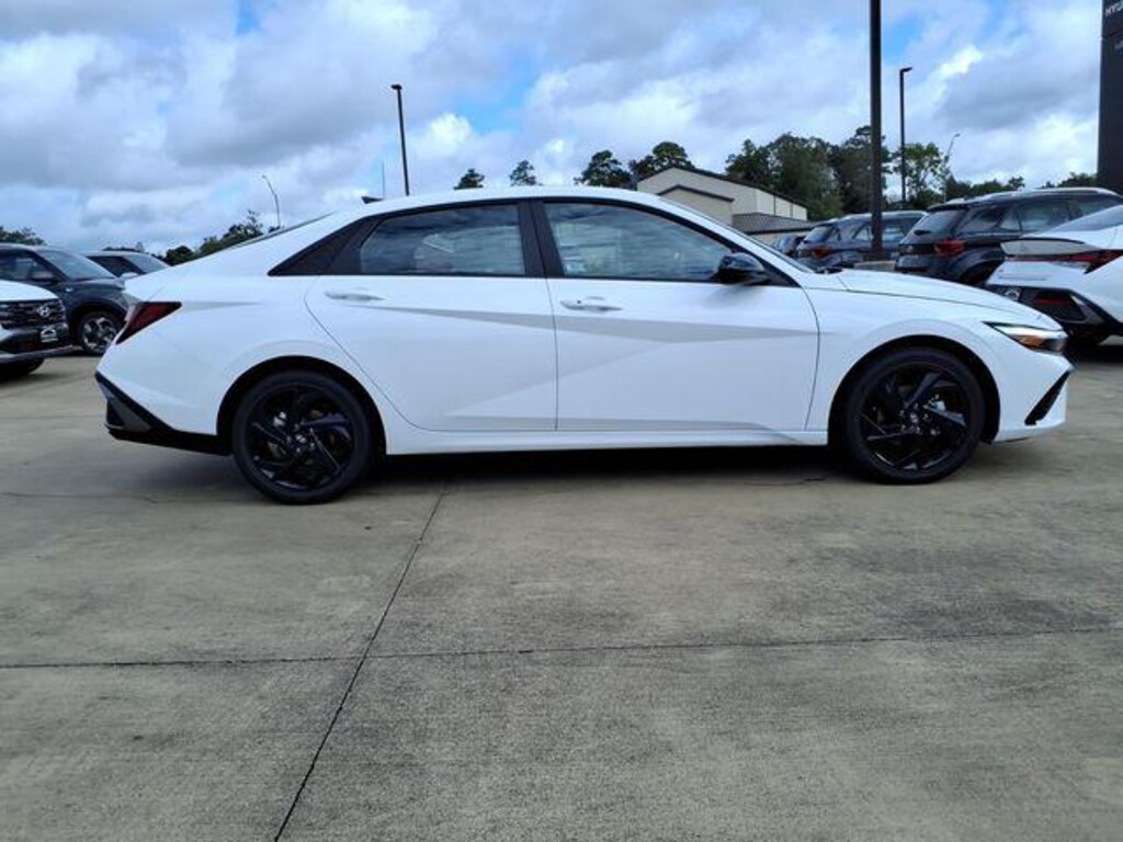 New 2026 Hyundai Elantra SEL Sport Plus Sedan