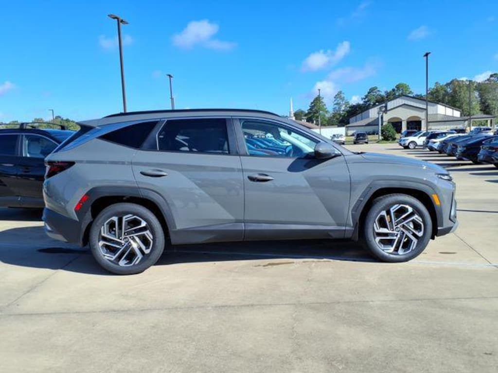 New 2026 Hyundai Tucson SEL Plus FWD SUV