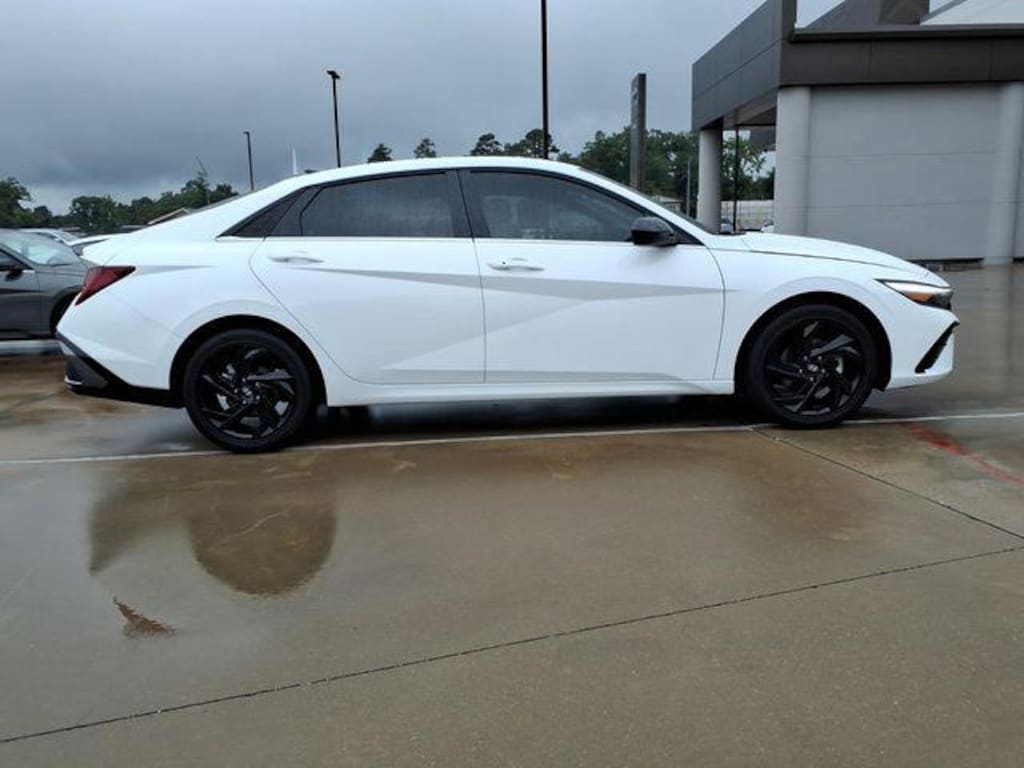 New 2026 Hyundai Elantra SEL Sport Premium Sedan