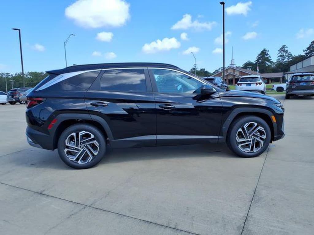 New 2026 Hyundai Tucson SEL Plus FWD SUV