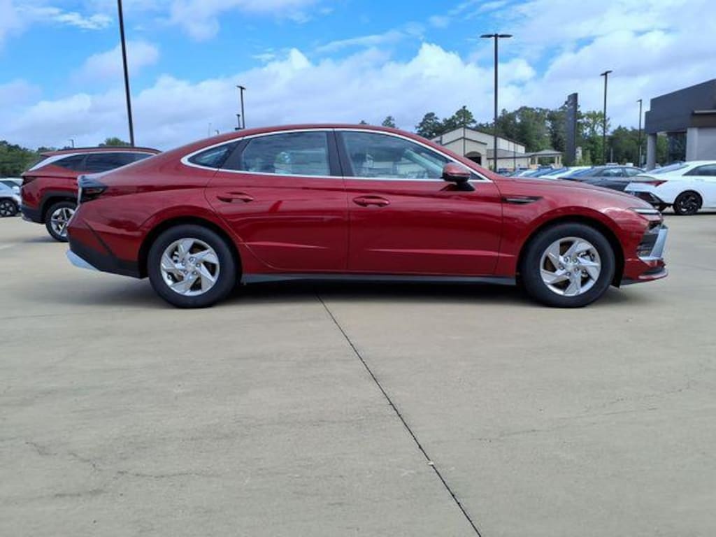 New 2026 Hyundai Sonata SE Sedan