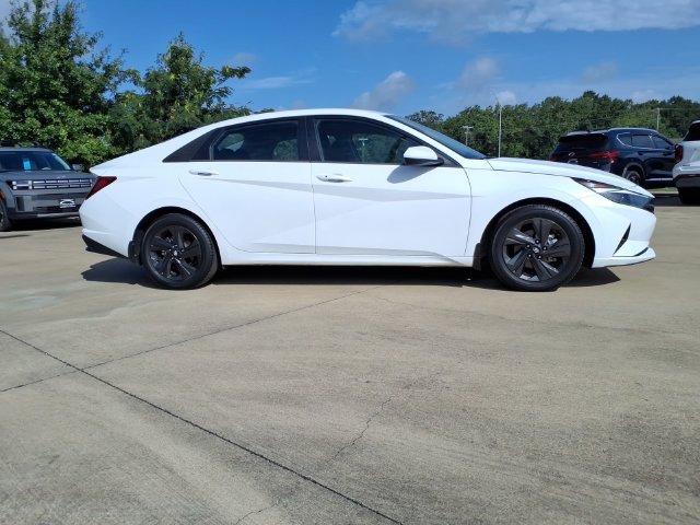 Used 2022 Hyundai Elantra SEL with VIN 5NPLM4AG4NH082278 for sale in Lufkin, TX