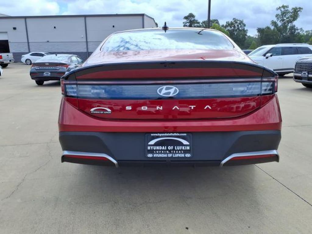 New 2026 Hyundai Sonata SE Sedan