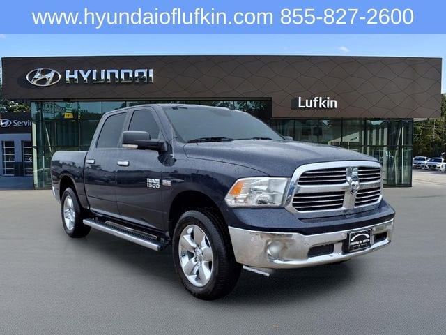 2018 RAM 1500 Big Horn 4x4 Crew Cab 5'7's photo