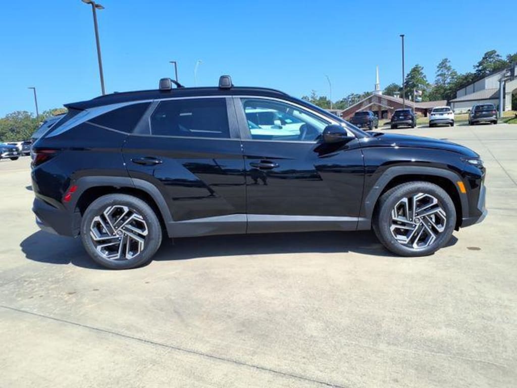 New 2026 Hyundai Tucson SEL Plus FWD SUV