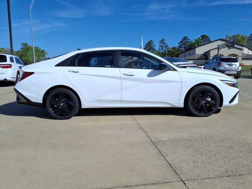 New 2026 Hyundai Elantra Hybrid SEL Sport Sedan