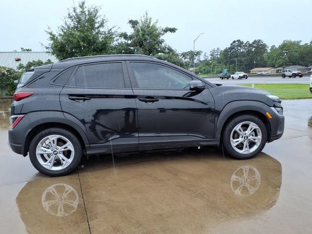 Used 2022 Hyundai Kona SEL with VIN KM8K32AB7NU925382 for sale in Lufkin, TX