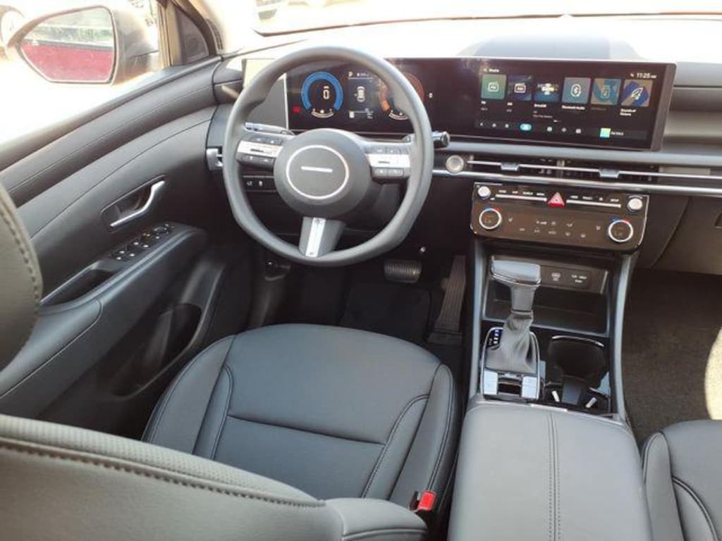 New 2026 Hyundai Tucson SEL Plus FWD SUV
