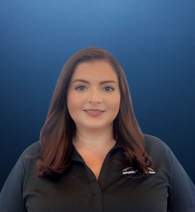 Staff member Jennifer Harris from ID_58bfa5001497